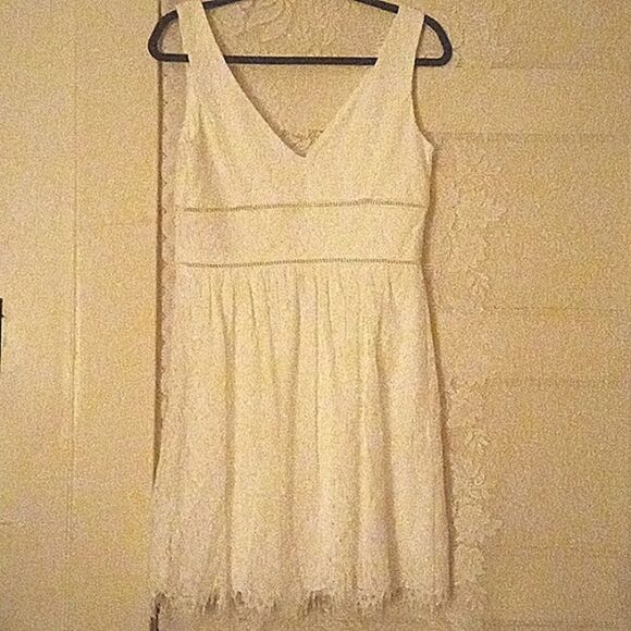 DAVID'S BRIDAL WOMEN'S LACE DRESS - Picture 6 of 10